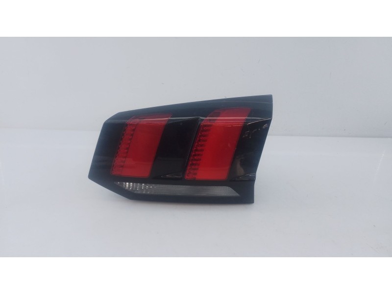 Recambio de piloto trasero derecho porton para peugeot 5008 ii (mc_, mj_, mr_, m4_) 1.5 bluehdi 130 (mcyhzj, mcyhzr, mcyhzx) ref