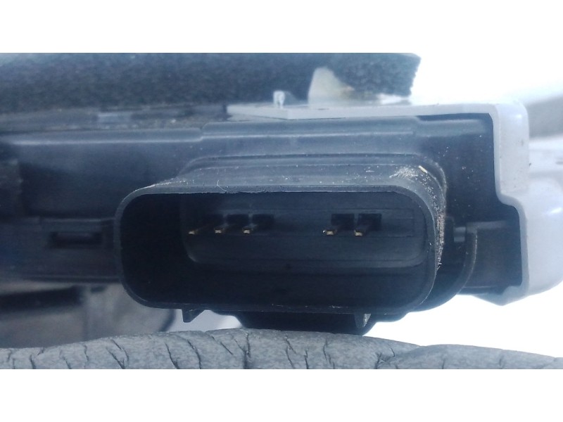 Recambio de cerradura puerta trasera izquierda para hyundai ioniq hybrid referencia OEM IAM   