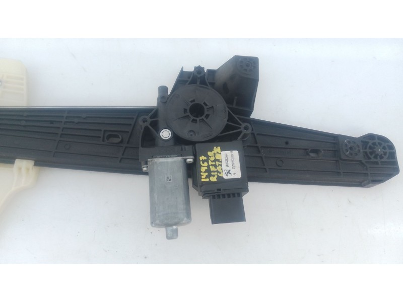 Recambio de elevalunas trasero izquierdo para peugeot rifter 1.5 bluehdi 130 referencia OEM IAM   
