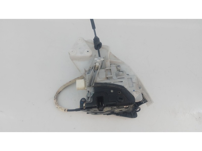 Recambio de cerradura puerta trasera derecha para volkswagen passat b7 (362) 2.0 tdi referencia OEM IAM   
