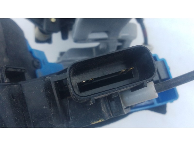 Recambio de cerradura puerta trasera derecha para kia cee´d (jd) 1.4 crdi 90 referencia OEM IAM   