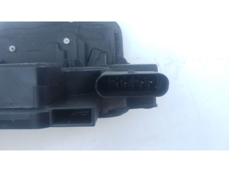 Recambio de cerradura puerta trasera derecha para mercedes-benz cla shooting brake (x118) cla 200 (118.687) referencia OEM IAM  