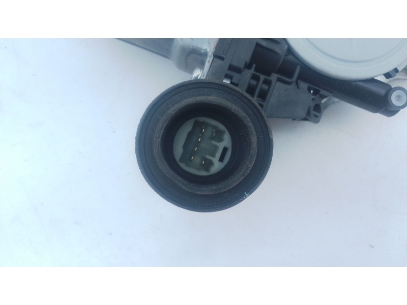 Recambio de elevalunas trasero izquierdo para toyota yaris (_p13_) 1.5 hybrid (nhp130_) referencia OEM IAM   
