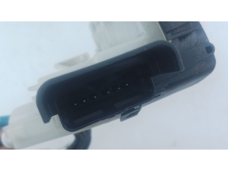 Recambio de cerradura puerta delantera izquierda para peugeot rifter 1.5 bluehdi 130 referencia OEM IAM   