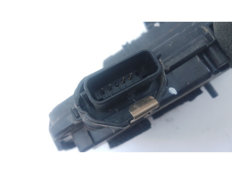 Recambio de cerradura puerta trasera izquierda para renault captur i (j5_, h5_) 1.2 tce 120 referencia OEM IAM   