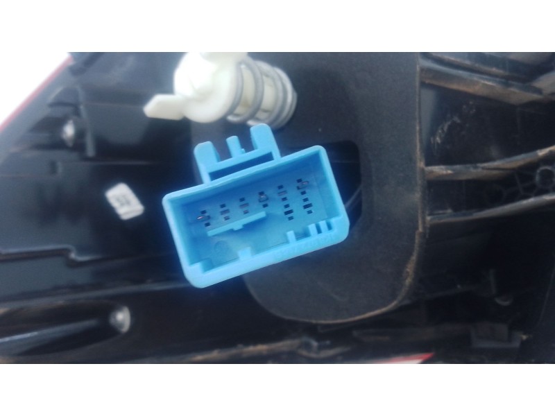 Recambio de piloto trasero izquierdo para volkswagen t-roc (a11, d11) 1.5 tsi referencia OEM IAM   