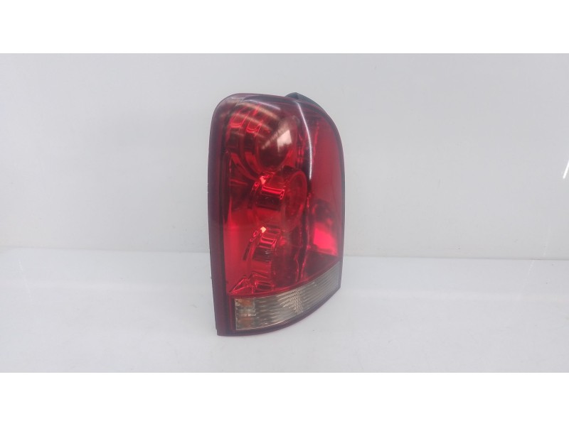 Recambio de piloto trasero izquierdo para ssangyong rexton rx 270 plus / 270 xdi plus referencia OEM IAM   