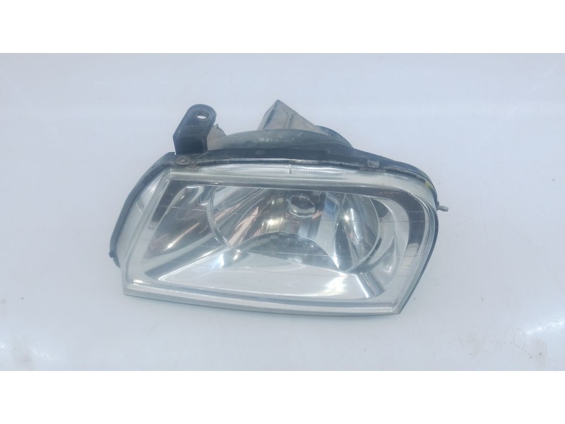 Recambio de faro izquierdo para mitsubishi l200 (k7_t, k6_t, k5_t) 2.5 td 4wd (k74t) referencia OEM IAM   
