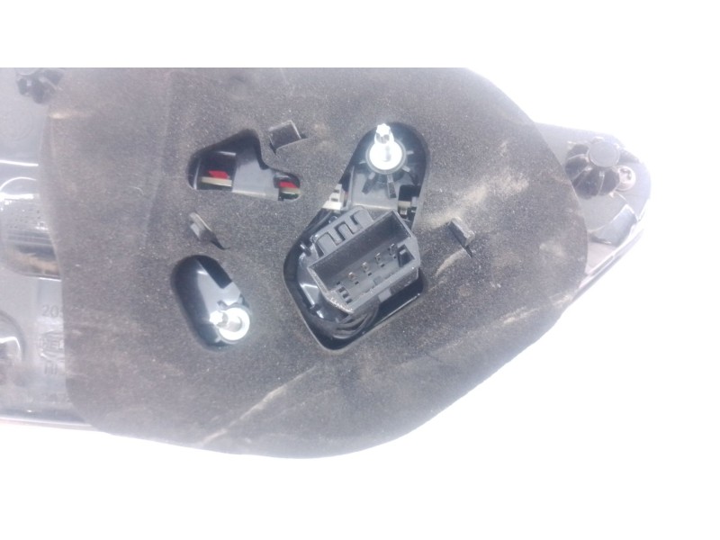 Recambio de piloto trasero derecho porton para volkswagen tiguan (ad1, ax1) 1.5 tsi referencia OEM IAM   