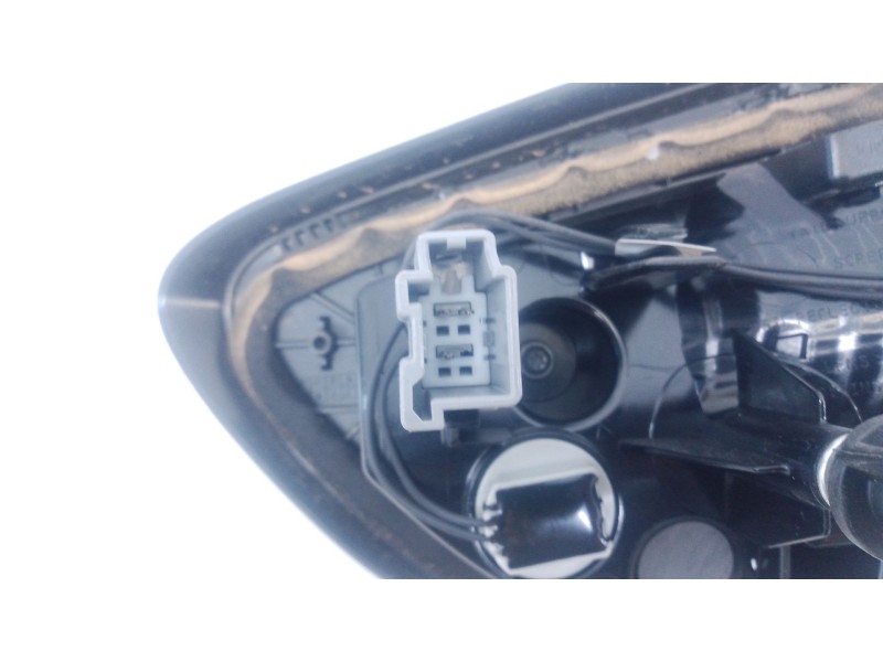 Recambio de piloto trasero izquierdo porton para ford puma (j2k, cf7) 1.0 ecoboost mhev referencia OEM IAM   