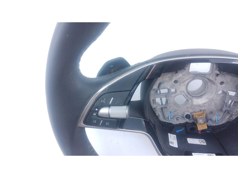 Recambio de volante para skoda octavia iv (nx3, nn3, pv3) 2.0 tdi referencia OEM IAM   