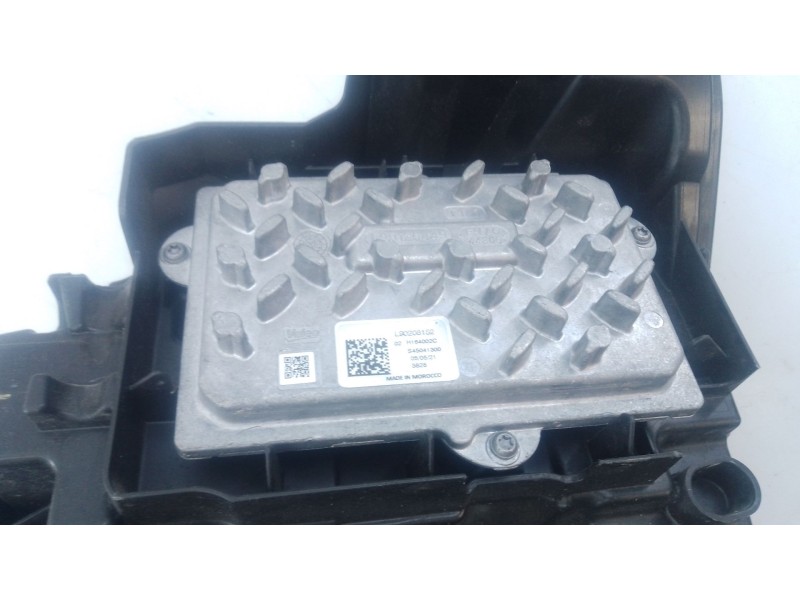 Recambio de faro derecho xenon para peugeot 3008 ii suv (mc_, mr_, mj_, m4_) 1.2 thp/ puretech 130 (mrhnsm, mrhnsu, mrhnsj, mrhn