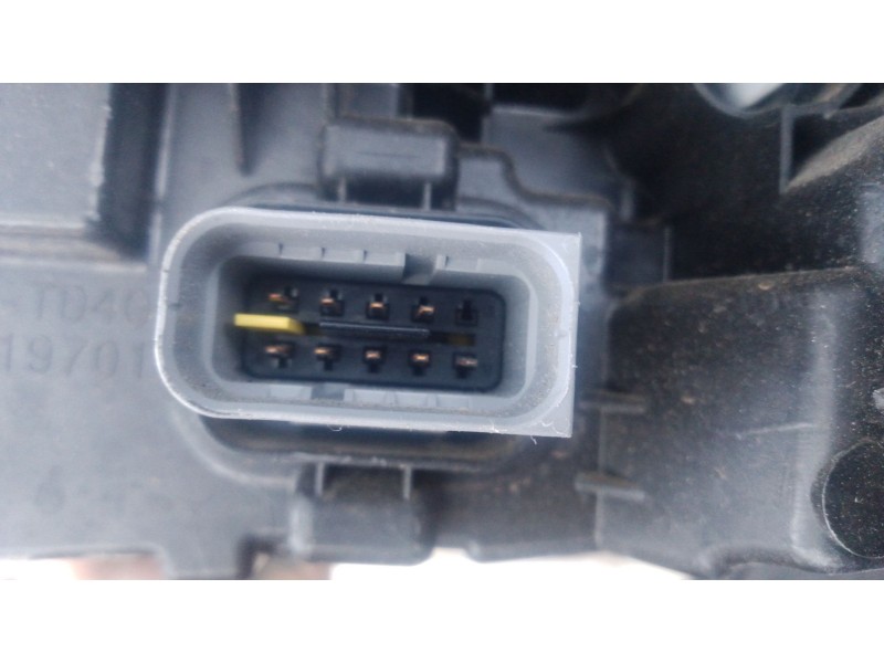 Recambio de faro derecho xenon para peugeot 3008 ii suv (mc_, mr_, mj_, m4_) 1.2 thp/ puretech 130 (mrhnsm, mrhnsu, mrhnsj, mrhn