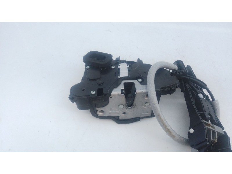 Recambio de cerradura puerta delantera izquierda para volkswagen polo vi (aw1, bz1, ae1) gti referencia OEM IAM   