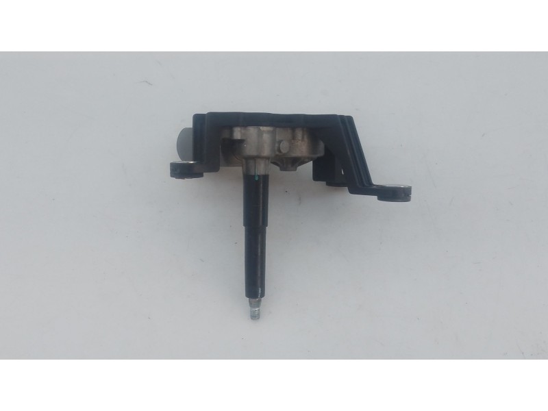 Recambio de motor limpia trasero para opel insignia b grand sport (z18) 1.6 cdti (68) referencia OEM IAM 39136727  