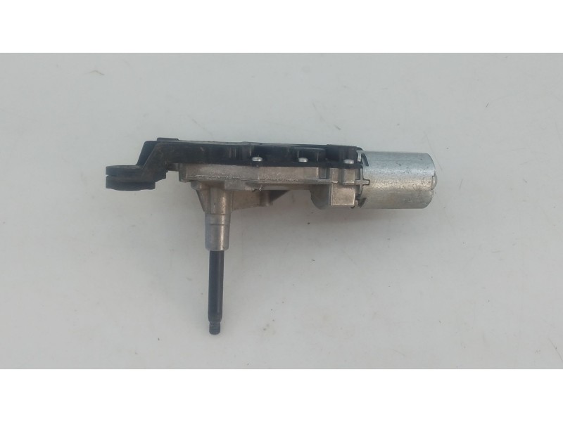 Recambio de motor limpia trasero para ford focus lim. (cb8) edition referencia OEM IAM BV6117K441AA 0390201205 