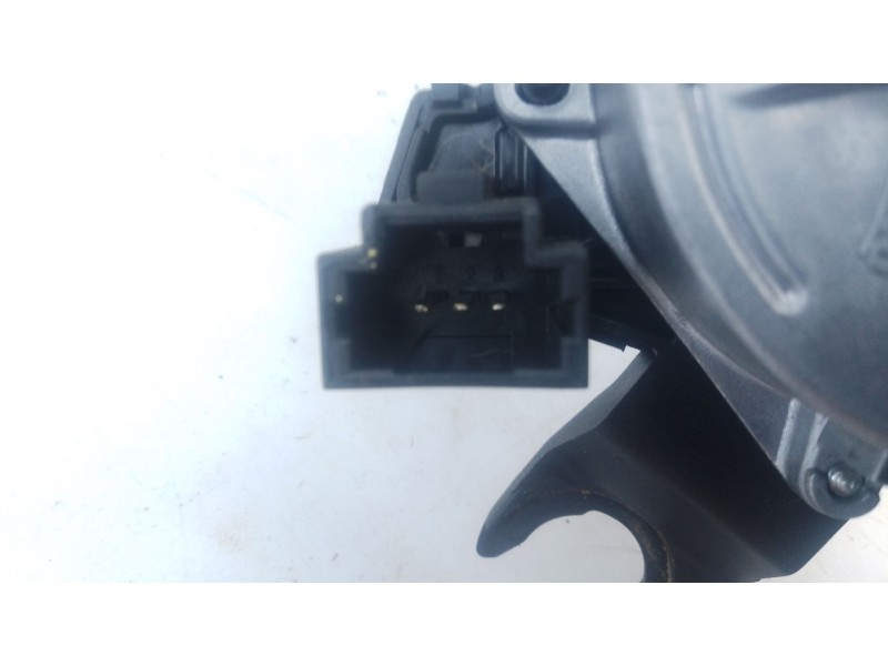 Recambio de motor limpia trasero para renault captur i (j5_, h5_) 1.2 tce 120 referencia OEM IAM 287105483R  