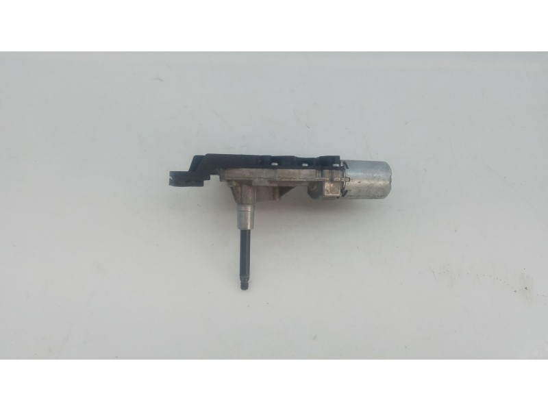 Recambio de motor limpia trasero para ford focus iii turnier 1.5 tdci referencia OEM IAM F1FB17K441AA 0390201259 
