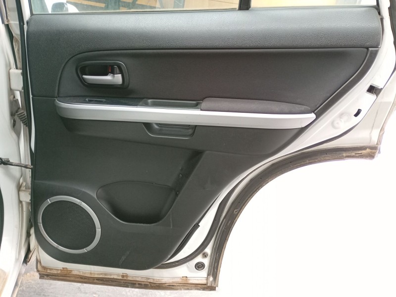 Recambio de guarnecido puerta trasera derecha para suzuki grand vitara ii (jt, te, td) 1.9 ddis a las 4 ruedas (jt419, td44, jb4