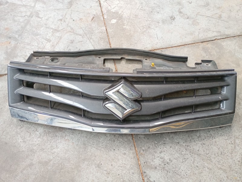 Recambio de rejilla delantera para suzuki grand vitara ii (jt, te, td) 1.9 ddis a las 4 ruedas (jt419, td44, jb419wd, jb419xd) r