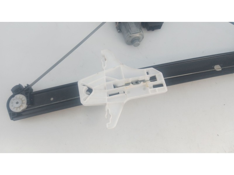 Recambio de elevalunas trasero derecho para volkswagen t-cross (c11, d31) 1.0 tsi referencia OEM IAM   