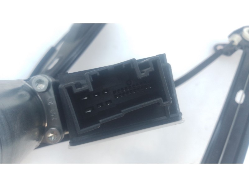 Recambio de elevalunas delantero izquierdo para volkswagen polo vi (aw1, bz1, ae1) gti referencia OEM IAM   