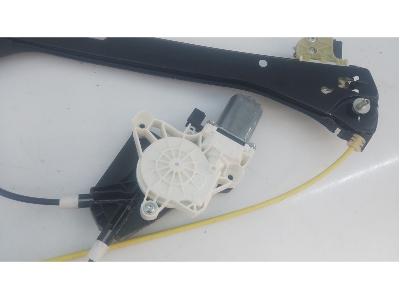 Recambio de elevalunas delantero derecho para mercedes-benz cla shooting brake (x118) cla 200 (118.687) referencia OEM IAM   