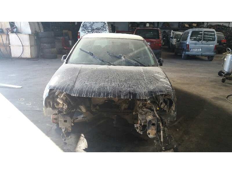 volkswagen golf iv berlina (1j1) del año 2000