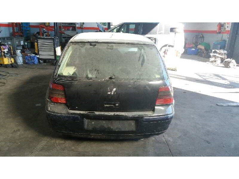 volkswagen golf iv berlina (1j1) del año 2000