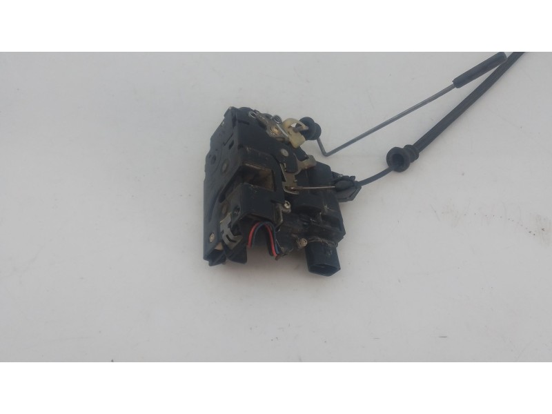 Recambio de cerradura puerta delantera izquierda para volkswagen golf iv berlina (1j1) básico referencia OEM IAM   