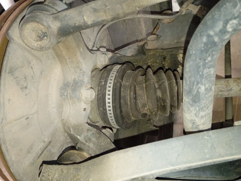 Recambio de mangueta delantera derecha para suzuki grand vitara ii (jt, te, td) 1.9 ddis a las 4 ruedas (jt419, td44, jb419wd, j