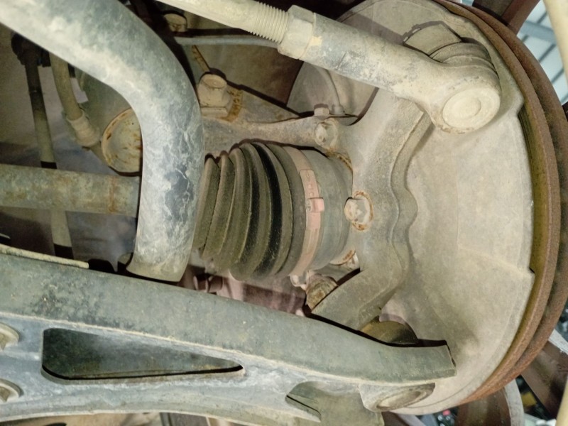 Recambio de mangueta delantera izquierda para suzuki grand vitara ii (jt, te, td) 1.9 ddis a las 4 ruedas (jt419, td44, jb419wd,