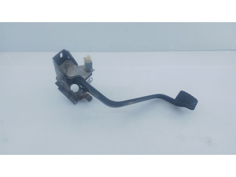 Recambio de pedal embrague para kia sorento i (jc) 2.5 crdi referencia OEM IAM   