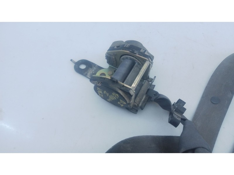 Recambio de cinturon seguridad delantero izquierdo para nissan terrano/terrano.ii (r20) slx familiar referencia OEM IAM   