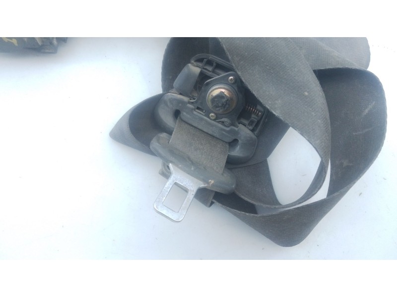 Recambio de cinturon seguridad delantero izquierdo para nissan terrano/terrano.ii (r20) slx familiar referencia OEM IAM   