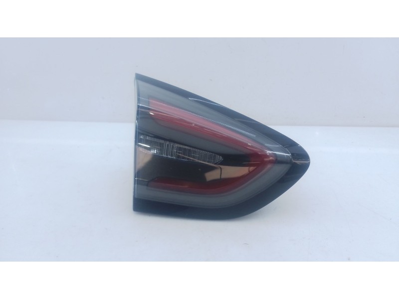 Recambio de piloto trasero izquierdo porton para ford puma (j2k, cf7) 1.0 ecoboost mhev referencia OEM IAM   