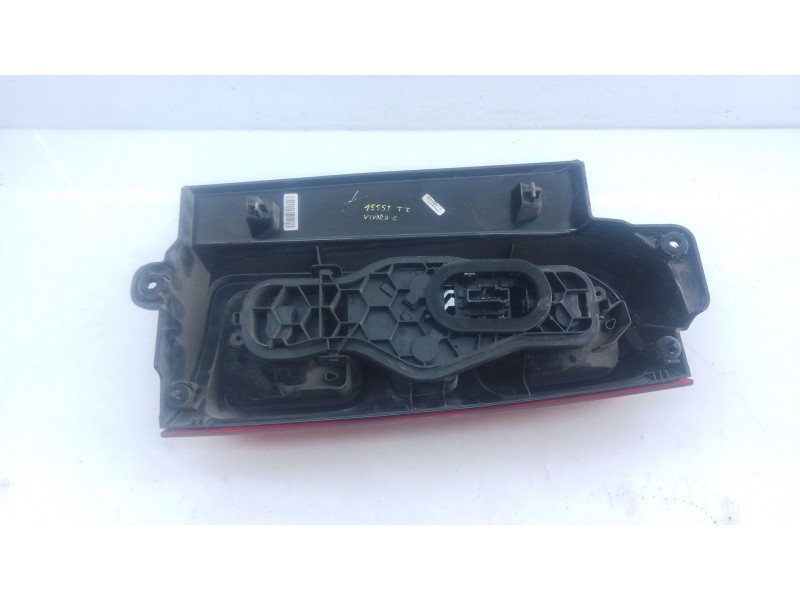 Recambio de piloto trasero izquierdo para opel vivaro c furgoneta (k0) 2.0 referencia OEM IAM 9808243180  E2-B6-3-1
