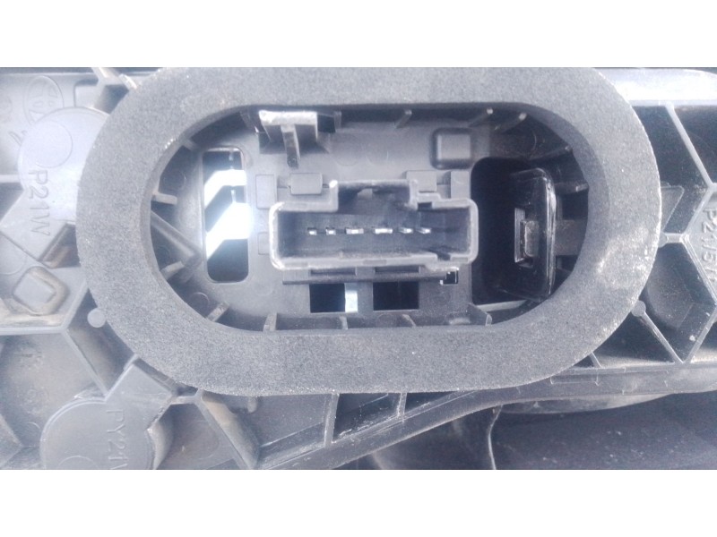 Recambio de piloto trasero izquierdo para opel vivaro c furgoneta (k0) 2.0 referencia OEM IAM 9808243180  E2-B6-3-1