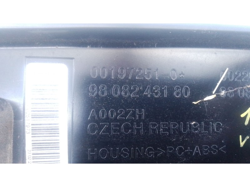 Recambio de piloto trasero izquierdo para opel vivaro c furgoneta (k0) 2.0 referencia OEM IAM 9808243180  E2-B6-3-1