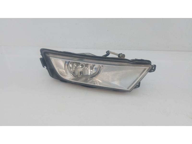 Recambio de faro antiniebla derecho para skoda octavia iii (5e3, nl3, nr3) 2.0 tdi referencia OEM IAM   