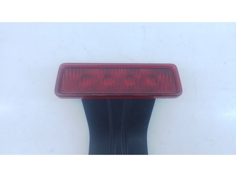Recambio de luz central de freno para jeep wrangler iii (jk) 2.8 crd referencia OEM IAM   