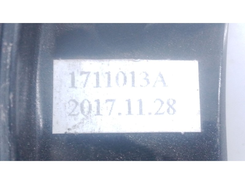 Recambio de luz central de freno para jeep wrangler iii (jk) 2.8 crd referencia OEM IAM   