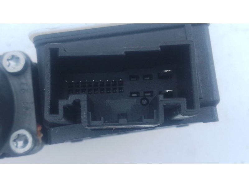 Recambio de motor elevalunas delantero izquierdo para volkswagen t-cross (c11, d31) 1.0 tsi referencia OEM IAM   