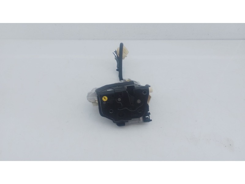 Recambio de cerradura puerta trasera izquierda para volkswagen touareg (7p5, 7p6) 3.0 v6 tdi referencia OEM IAM   