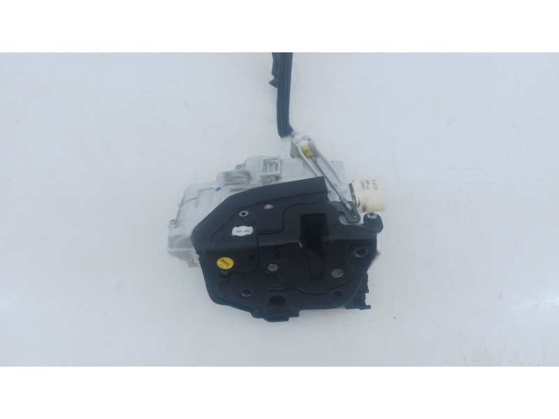 Recambio de cerradura puerta trasera izquierda para volkswagen touareg (7p5, 7p6) 3.0 v6 tdi referencia OEM IAM   