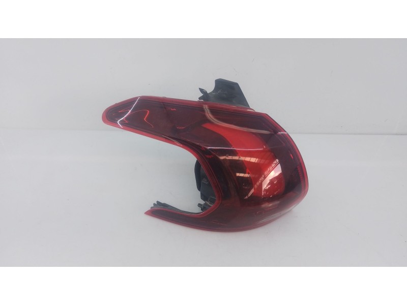 Recambio de piloto trasero izquierdo para peugeot 2008 i (cu_) 1.2 vti referencia OEM IAM   