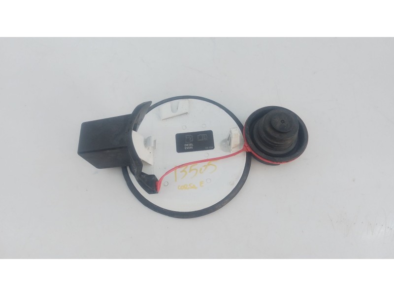 Recambio de tapa exterior combustible para opel corsa e (x15) 1.3 cdti (08, 68) referencia OEM IAM   