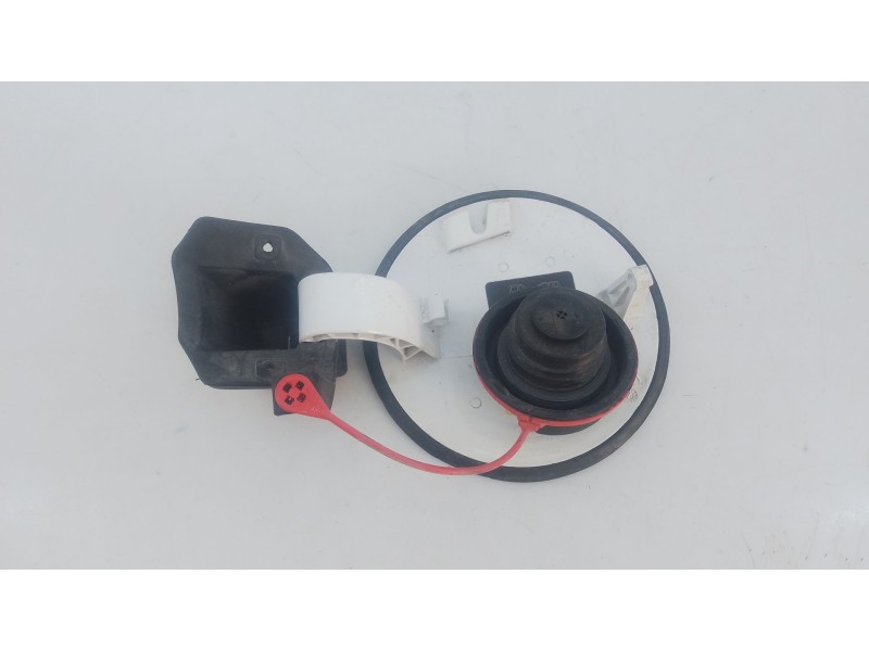 Recambio de tapa exterior combustible para opel corsa e (x15) 1.3 cdti (08, 68) referencia OEM IAM   