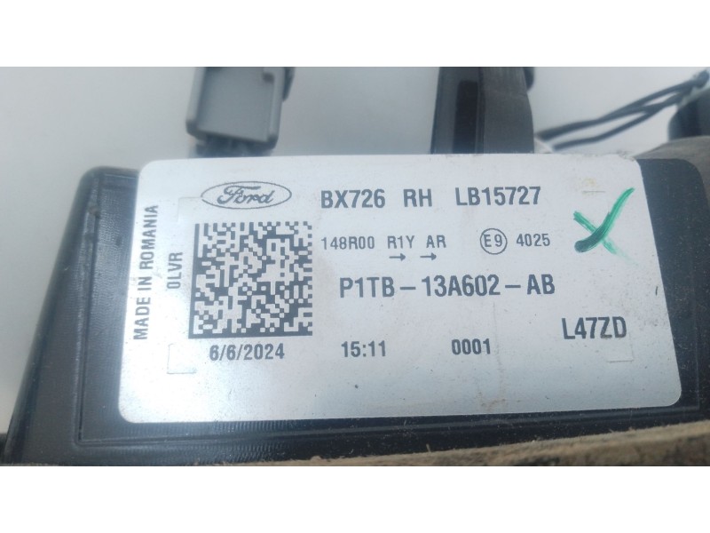 Recambio de piloto trasero derecho porton para ford puma (j2k, cf7) 1.0 ecoboost mhev referencia OEM IAM   