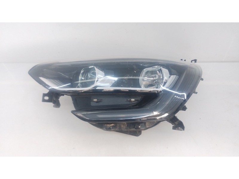 Recambio de faro izquierdo xenon para renault megane iv hatchback (b9a/m/n_) 1.2 tce 100 (b9ms) referencia OEM IAM   
